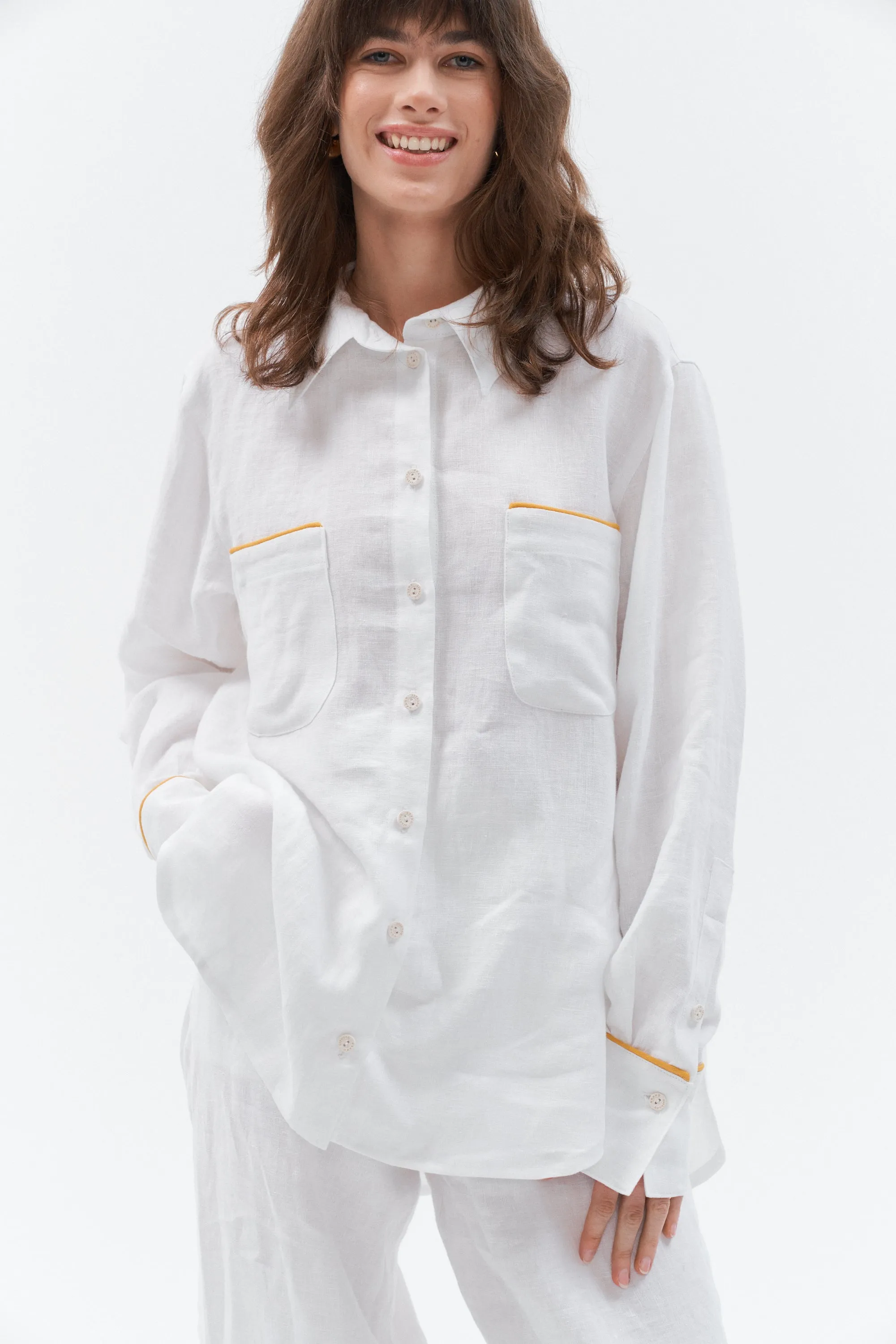 Linen shirt with golden stripe “Brillante” (Black&White)