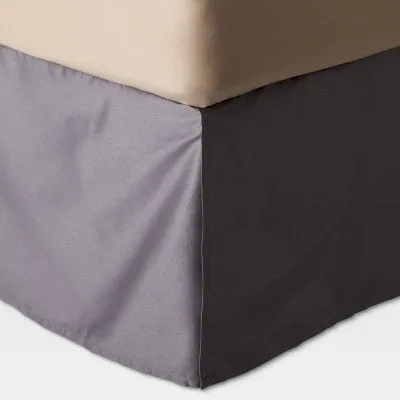 New - Threshold 215TC Cotton Sateen Bed Skirt Wrinkle-Resistant Pleated, Gray, King