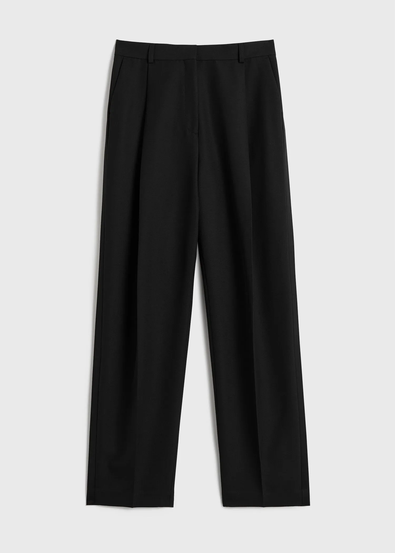 Pleated straight trousers black