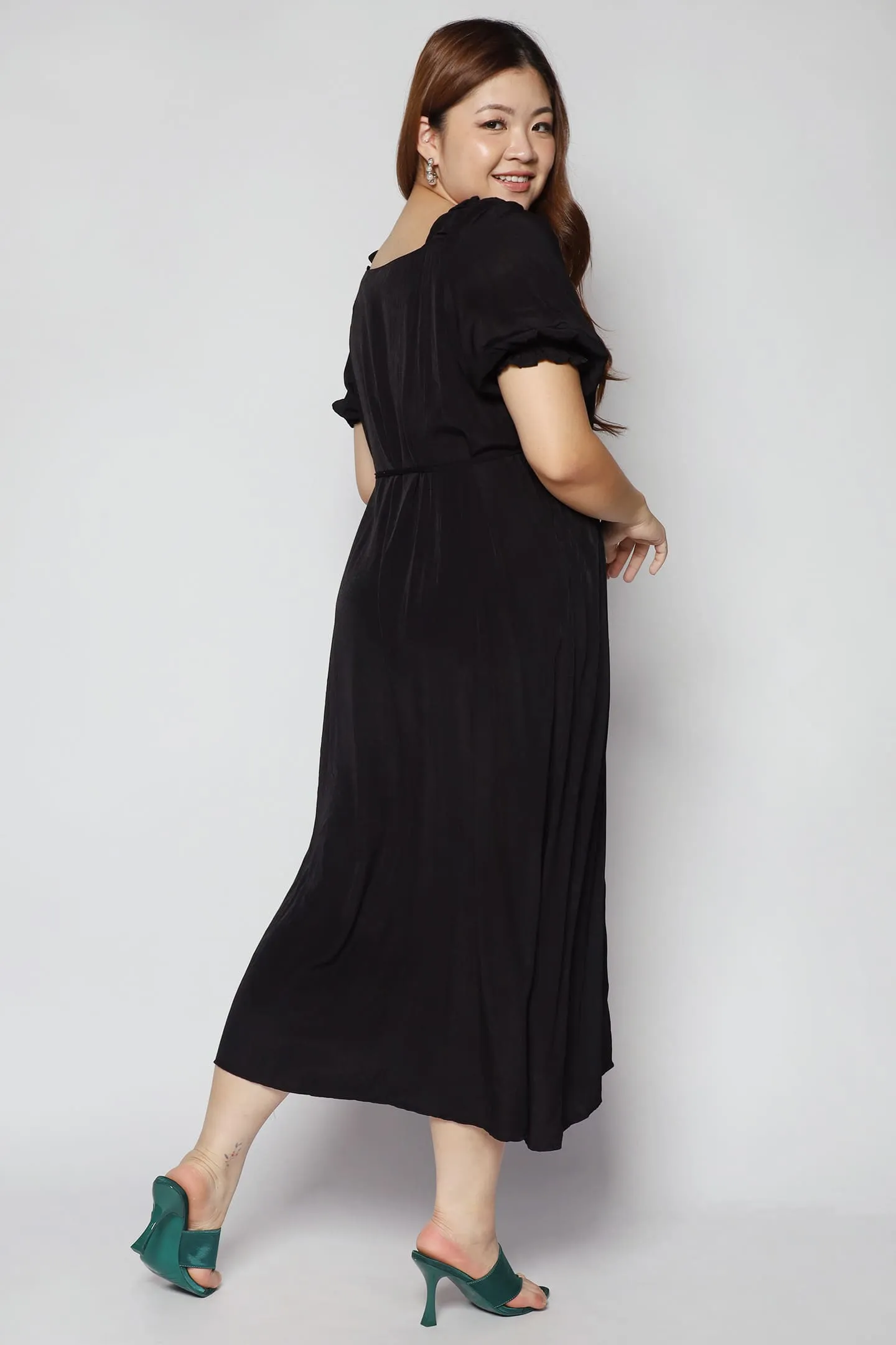 Sandie Dress in Black