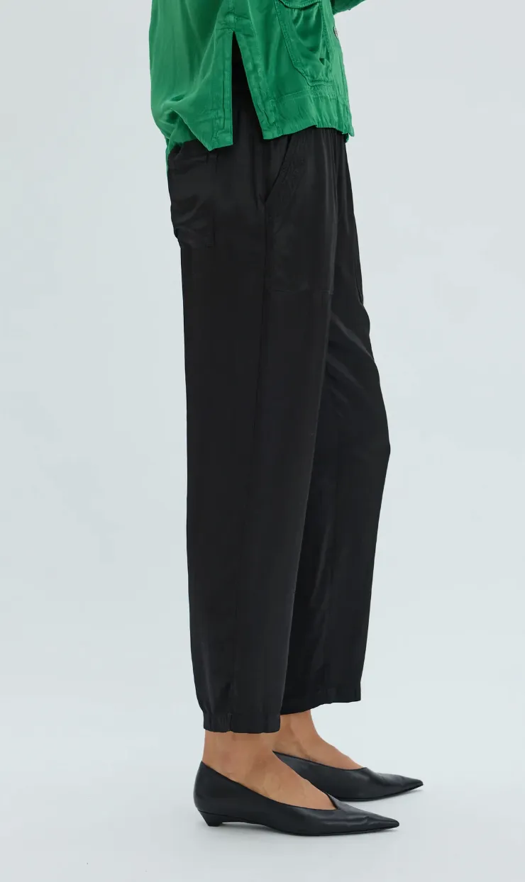 TRAPUNTO PANT - BLACK