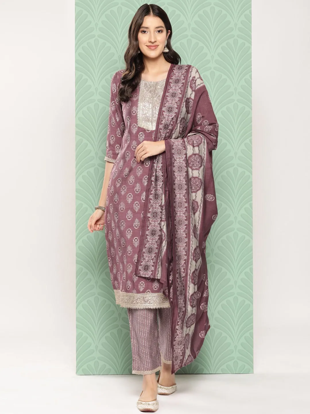 Women Mauve Chanderi Silk Kurta Set With Dupatta